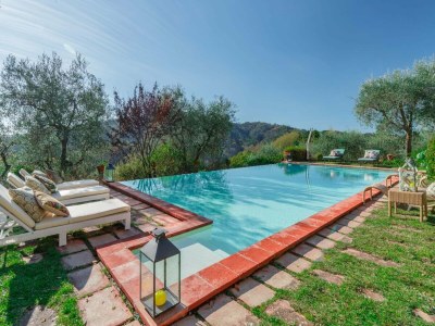 Villa Villa in Tuscany with Infinity Pool and Views - Outdoor photo 27
