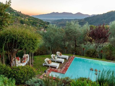 Villa Villa in Tuscany with Infinity Pool and Views - Outdoor photo 34
