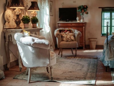 Villa Villa in Tuscany with Infinity Pool and Views - Features photo 54