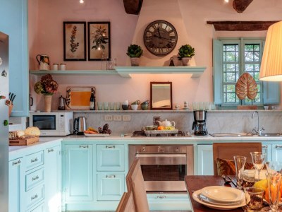 Villa Villa in Tuscany with Infinity Pool and Views - Features photo 58