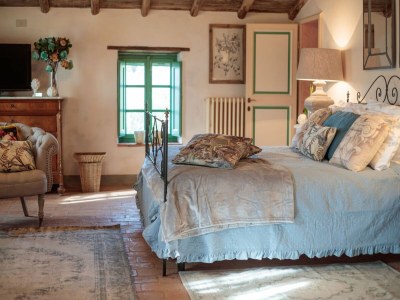 Villa Villa in Tuscany with Infinity Pool and Views - Features photo 70