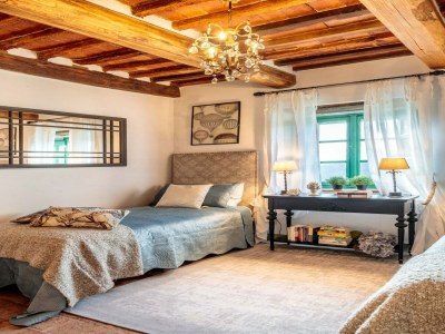 Villa Villa in Tuscany with Infinity Pool and Views - Features photo 88