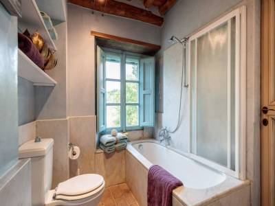 Villa Villa in Tuscany with Infinity Pool and Views - Features photo 101