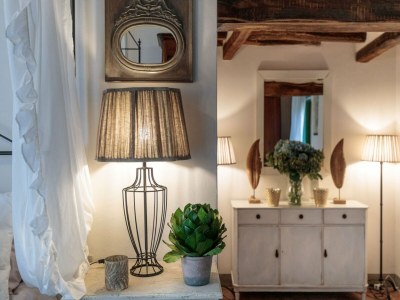 Villa Villa in Tuscany with Infinity Pool and Views - Features photo 105