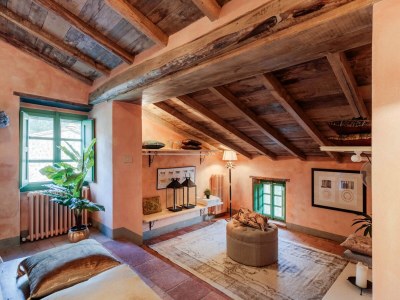 Villa Villa in Tuscany with Infinity Pool and Views - Features photo 111