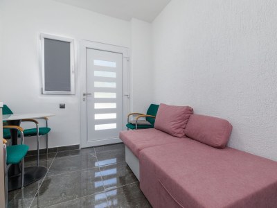 Apartment One bedroom apartment with terrace and sea view Duće, Omiš A-2758-c - Outdoor photo 11