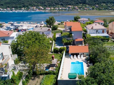 Apartment Family-friendly apartments with swimming pool Supetarska Draga - Donja, Rab - 2019 - Outdoor photo 2