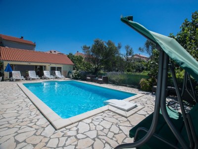 Apartment Family-friendly apartments with swimming pool Supetarska Draga - Donja, Rab - 2019 - Outdoor photo 7