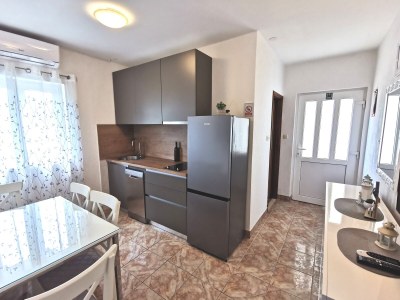 Apartment Two bedroom apartment near beach Sevid, Trogir A-4286-d - Outdoor photo 24