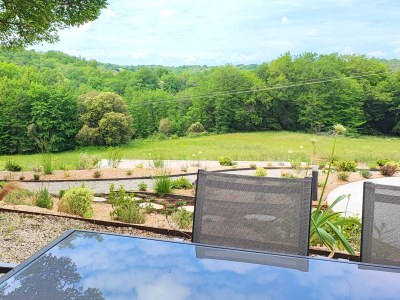 Holiday house Chaliniac : Maison en Pierre avec piscine chauffée - Outdoor photo 5