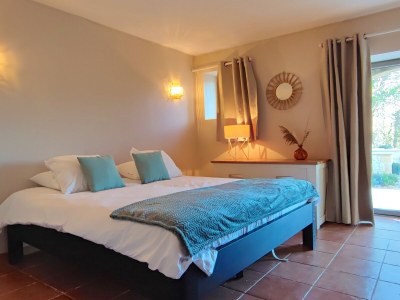 Holiday house Chaliniac : Maison en Pierre avec piscine chauffée - Features photo 16