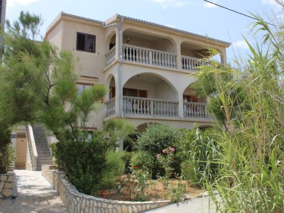Apartment Two bedroom apartment with terrace Pag A-6535-d - Outdoor photo 3