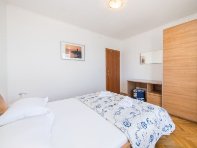 Apartment Three bedroom apartment near beach Podgora, Makarska A-6789-a - Outdoor photo 11