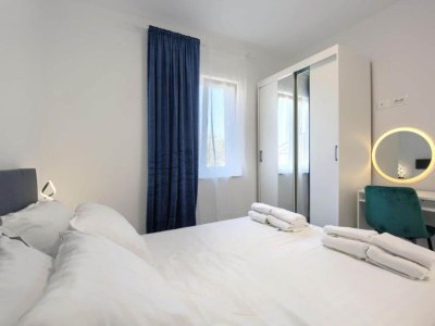 Apartment One Bedroom Apartment With Terrace (A1) - Features photo 13