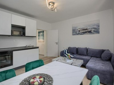 Apartment Two Bedroom Apartment With Terrace (A2) - Outdoor photo 11