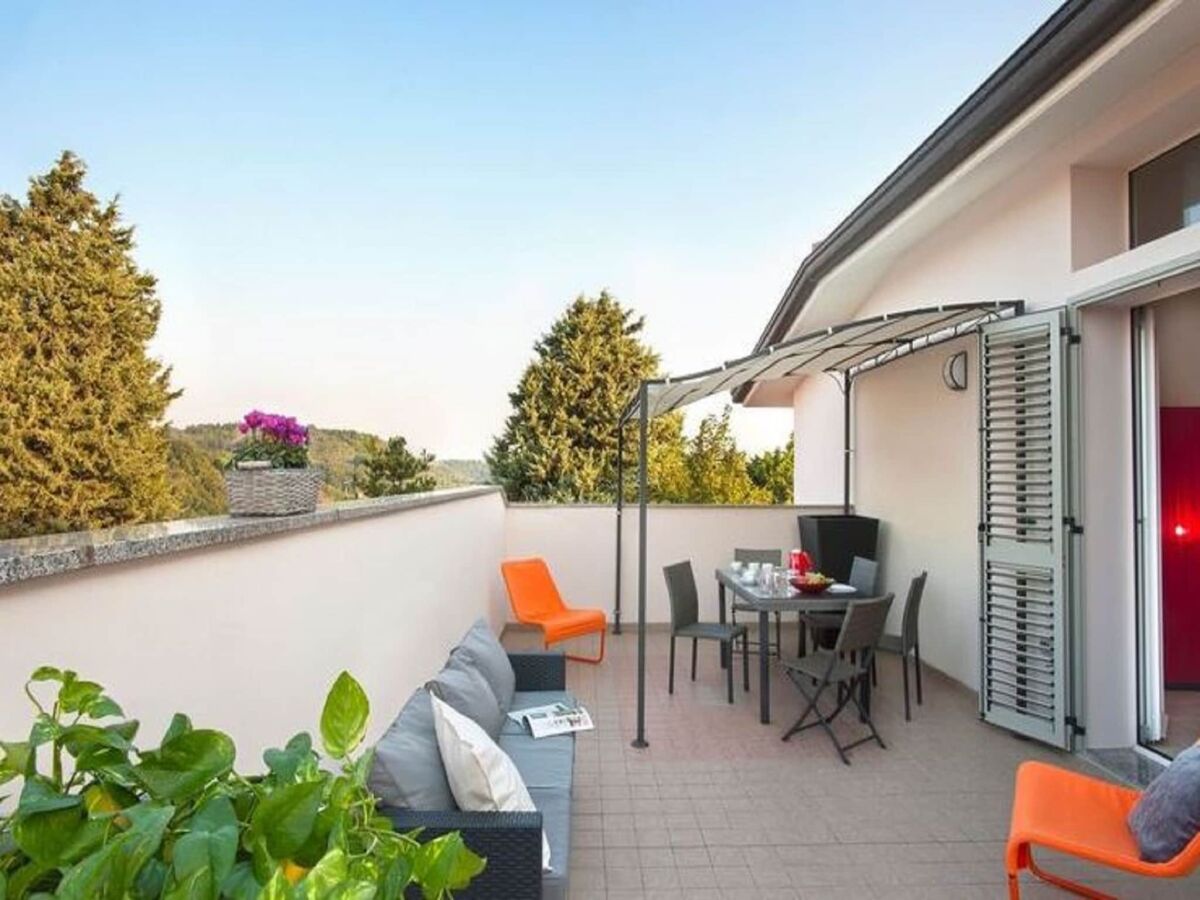 Villa Geräumige Villa mit Pool - Outdoor photo 2