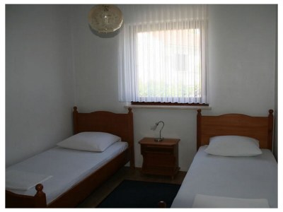 Apartment Two bedroom apartment with terrace Supetar, Brač A-5670-d - Outdoor photo 21