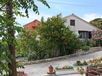 Apartment Three bedroom apartment with terrace Kampor, Rab A-4985-a - Outdoor photo 34