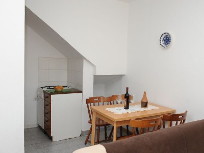 Apartment One bedroom apartment with balcony and sea view Podaca, Makarska A-15748-c - Outdoor photo 7