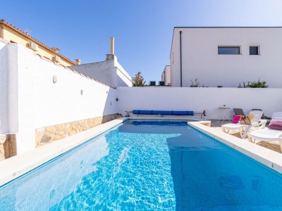 Villa Villa in Empuriabrava with Private Pool - Outdoor photo 13