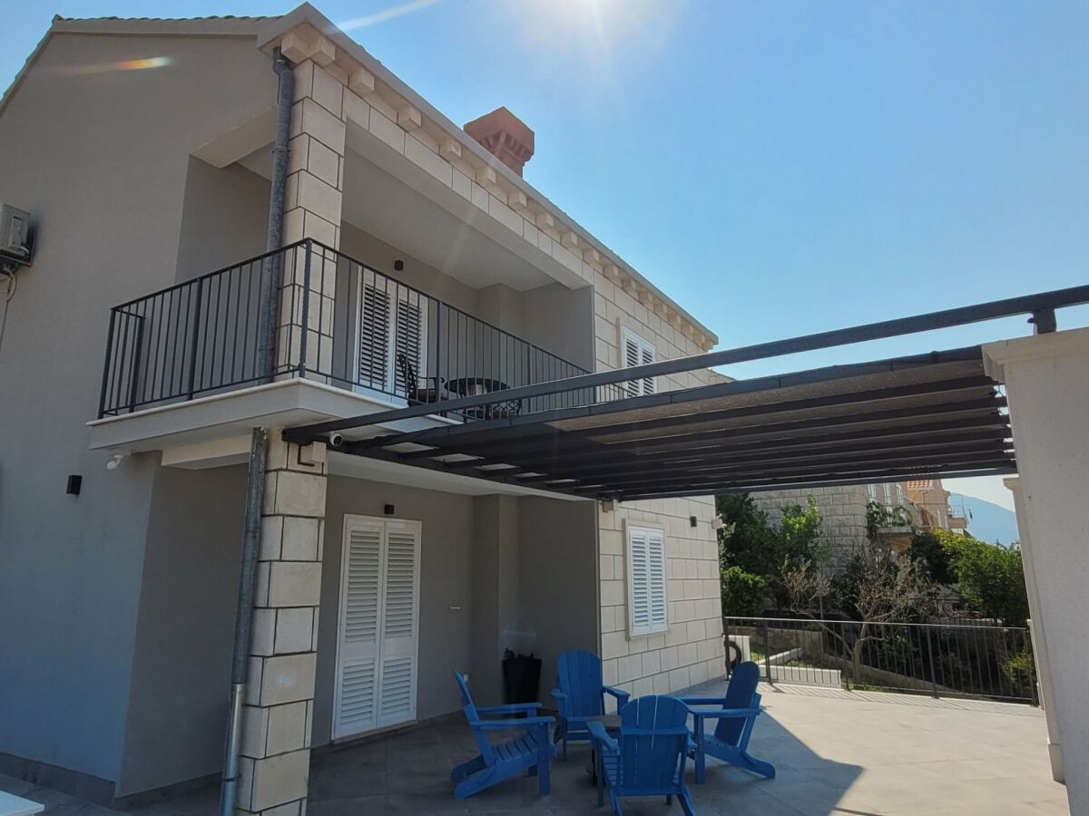 Villa Villa Pero and Jele with terrace - Outdoor photo 2