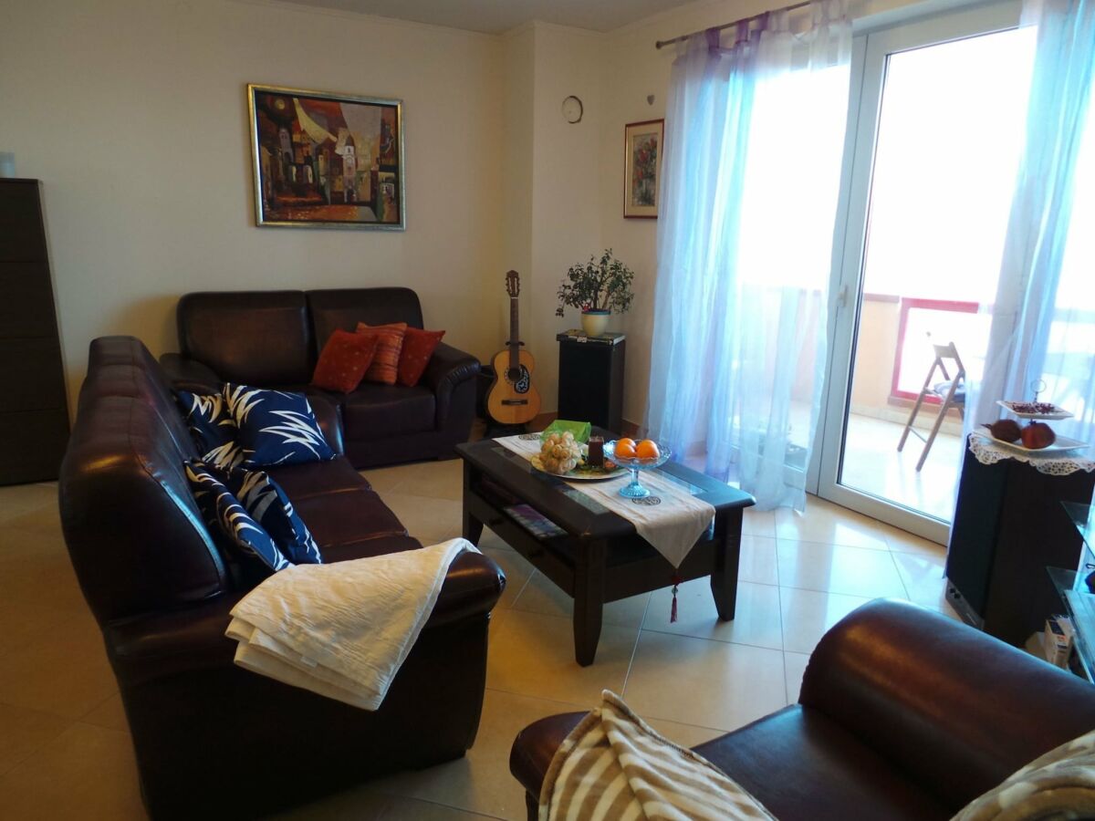 Apartment Superb Lovran Apartments with Sea Views - One Bedroom Apartment with Balcony - Features photo 4
