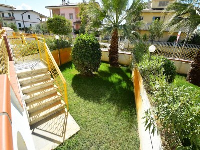 Apartment Coastal Comfort Stay in Villa Rosa - Outdoor photo 6
