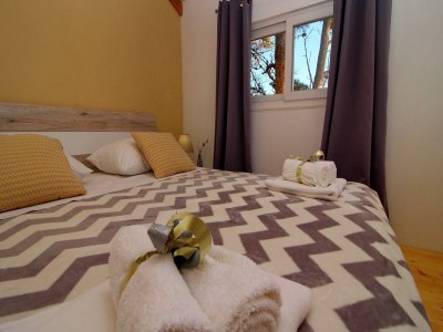 Holiday house Holiday Home Bili Žal - Two Bedroom Holiday Home with Terrace and Sea View - Features photo 7