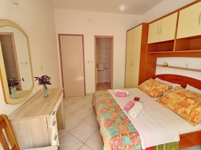 Apartment Apartments Villa Cebalo Korčula - Superior Three Bedroom Apartment with Terrace and Sea View MARKO - Features photo 9