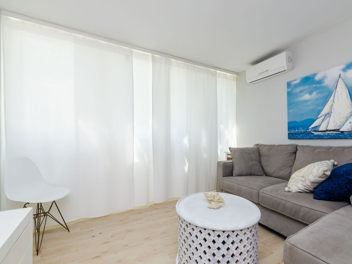 Apartment Apartment Kate - Two Bedroom Apartment with Sea View - Features photo 4