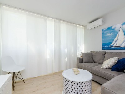 Apartment Apartment Kate - Two Bedroom Apartment with Sea View - Features photo 4