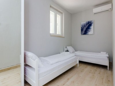 Apartment Apartment Kate - Two Bedroom Apartment with Sea View - Features photo 8