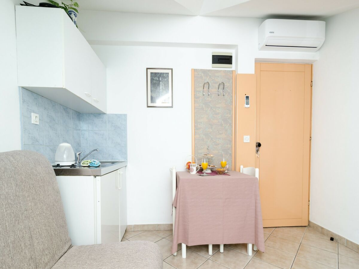 Apartment Apartments Villa Bell Memories- Studio Apartment with Terrace and Street View (A1) - Features photo 5