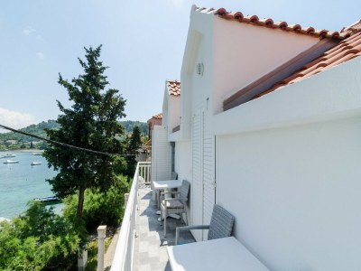 Apartment Holiday Home Maćus-One Bedroom Apartment with Balcony - Outdoor photo 3