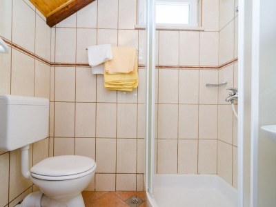 Apartment Holiday Home Maćus-One Bedroom Apartment with Balcony - Features photo 8