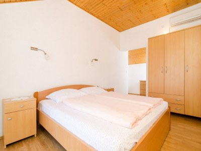 Apartment Holiday Home Maćus-One Bedroom Apartment with Balcony - Features photo 9