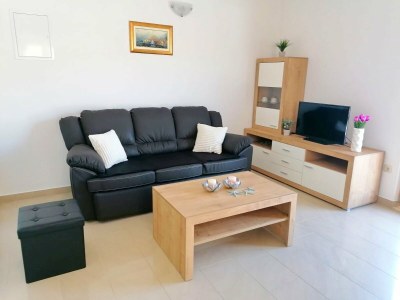Apartment Holiday Home Blue Dream - Two Bedroom Apartment with Terrace and Sea View (A2) - Features photo 8