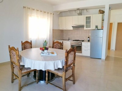 Apartment Holiday Home Blue Dream - Two Bedroom Apartment with Terrace and Sea View (A2) - Features photo 9