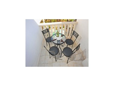 Apartment Apartments Lenka - One Bedroom Apartment with Balcony and garden View A2 in Brač - Apartment