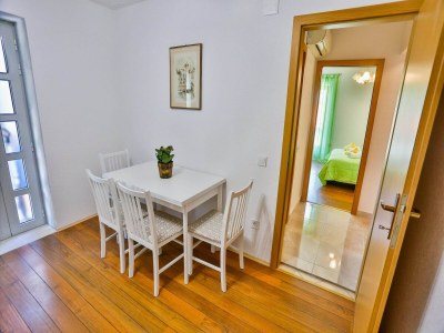 Apartment Apartments Lenka - Two Bedroom Apartment with Garden Terrace A4 - Features photo 15