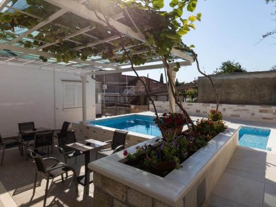 Apartment Guest House Kusalo- Studio Apartment with Patio (Studio 1) - Outdoor photo 12