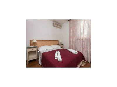Apartment Guest House Kusalo - Standard Double Room with Patio (Soba 6) - Features photo 9