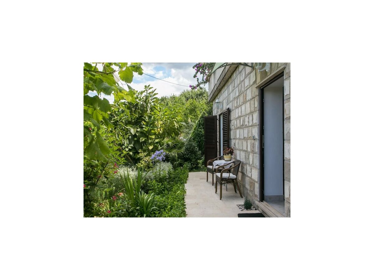 Apartment Apartments Maria Koločep - Two Bedroom Apartment with Terrace and Garden View - Outdoor photo 2