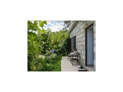 Apartment Apartments Maria Koločep - Two Bedroom Apartment with Terrace and Garden View - Outdoor photo 2