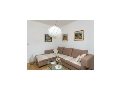 Apartment Apartments Maria Koločep- Three Bedroom Apartment with Backyard Terrace and Sea View - Features photo 18