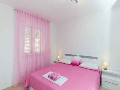 Apartment Apartments Villa Enzian - Comfort Two Bedroom Apartment with Balcony and Sea View - Features photo 16