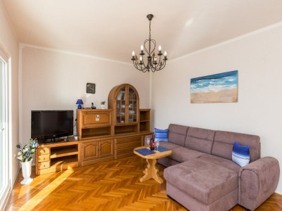 Apartment Apartments Villa Enzian - Standard Two Bedroom Apartment with Terrace and Sea View - Features photo 5