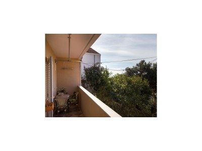 Apartment Apartment Jele - Two Bedroom Apartment with Balcony and Garden View - Outdoor photo 3