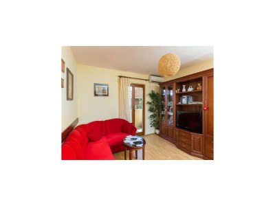 Apartment Apartment Jele - Two Bedroom Apartment with Balcony and Garden View - Features photo 18