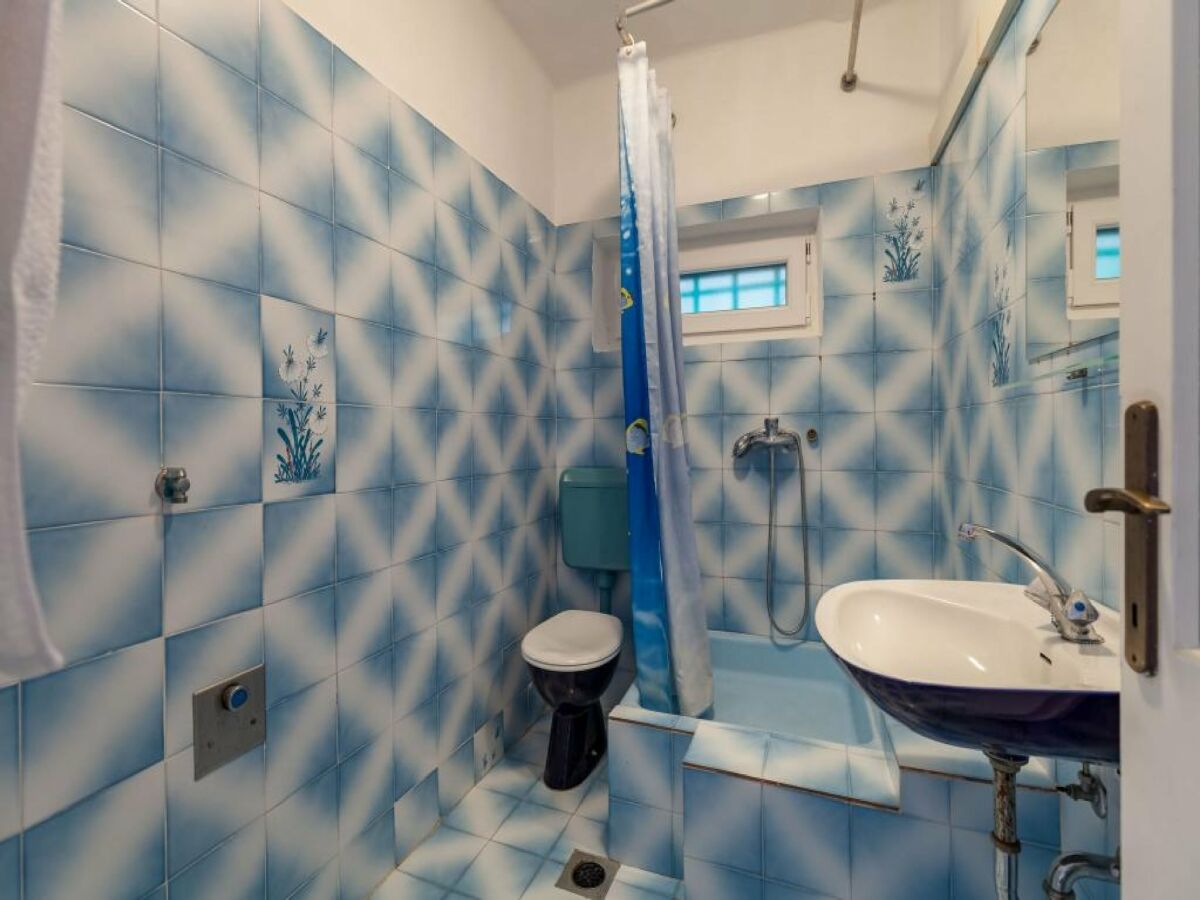 Apartment Apartments Nena (ST) - Two Bedroom Apartment with Terrace and Sea View (A3) - Features photo 3